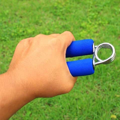 8 Grip Strengthener Advantages Plus 3 Workouts & Exercise