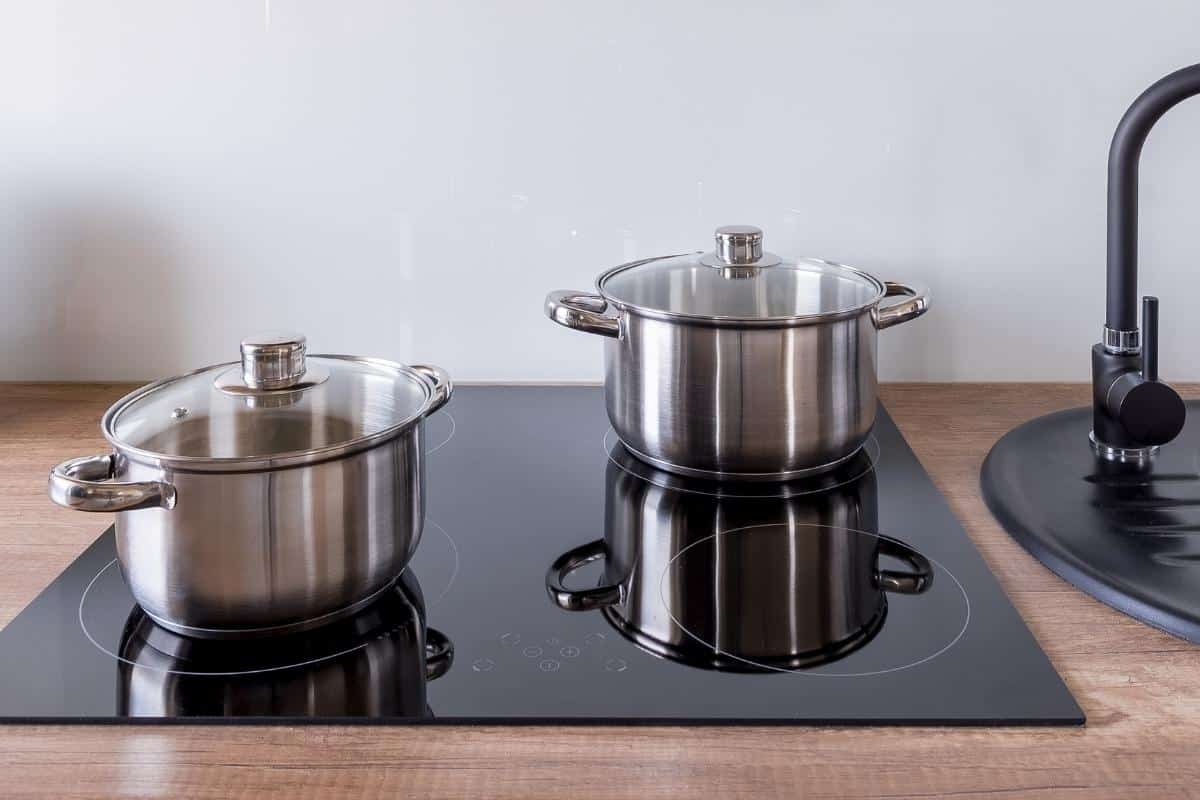 What to organize dinner using an induction hob in your first meal
